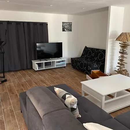 Climatise Ardeche A 140m2 Tatil Evi Bessas